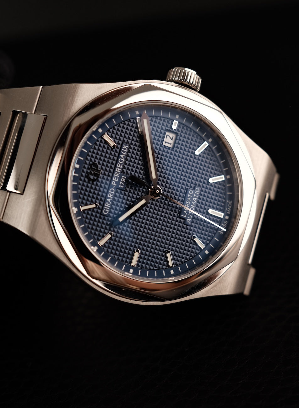 Girard Perregaux Laureato Blue Dial 810001143111A Box + og. Papiere 225th Anniversary Limited Edition