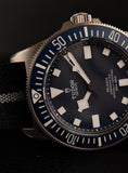 Cargar la imagen en la vista de la galería, Tudor Pelagos FXD 25707B/22 Box + og. Papiere NEW partially Stickered
