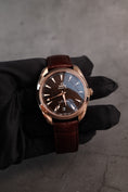 Cargar la imagen en la vista de la galería, Omega Seamaster Aqua Terra 22053412113001 Box + og. Papiere Rosegold
