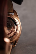 Charger l'image dans la visionneuse de la galerie, Omega Seamaster Aqua Terra 22053412113001 Box + og. Papiere Rosegold
