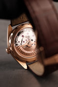 Carica l'immagine nel visualizzatore della galleria, Omega Seamaster Aqua Terra 22053412113001 Box + og. Papiere Rosegold
