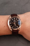 Bild in Galerie-Betrachter laden, Omega Seamaster Aqua Terra 22053412113001 Box + og. Papiere Rosegold
