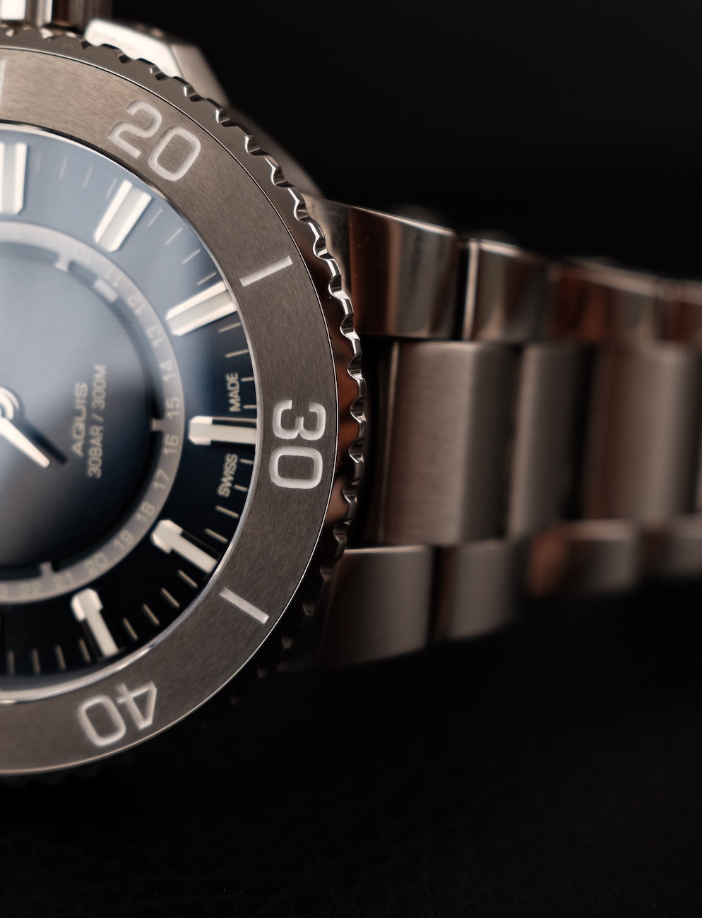 Oris AQUIS 0173377304125 Box + og. Papiere Source of Life Limited Edition