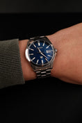 Bild in Galerie-Betrachter laden, Citizen The Citizen Photovoltaic eco-drive Super Titanium watch AQ4091-56L Box + og. Papiere
