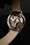 Load image into Gallery viewer, H.Moser & Cie Endeavour Monard Centre Seconds 343505015 Box + og. Papiere Platinum
