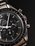 Bild in Galerie-Betrachter laden, Omega Speedmaster Professional Moonwatch 1450022 Service Papers/Extrakt LC DE, 2023 Omega Service
