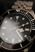 Carica l'immagine nel visualizzatore della galleria, Tudor Pelagos 25407N Box + og. Papiere 99% Neu 2024
