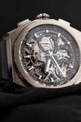 Load image into Gallery viewer, Zenith Defy El Primero 9.590.009.004 Box + og. Papiere
