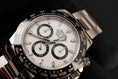 Charger l'image dans la visionneuse de la galerie, Rolex Daytona 116500LN Box + og. Papiere White Dial Panda, First Buyer's Invoice, LC EU
