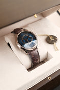 Load image into Gallery viewer, H.Moser & Cie Endeavour "Flying Hours" 18060200 Box + og. Papiere Limited 60 Pieces Blue Dial
