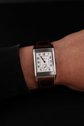 Cargar la imagen en la vista de la galería, Jaeger-LeCoultre Reverso Classique Q3858522 Box + og. Papiere
