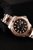 Bild in Galerie-Betrachter laden, Rolex Yachtmaster 126621 Box + og. Papiere Steel/Rosegold, New
