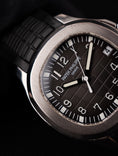 Load image into Gallery viewer, Patek Philippe Aquanaut 5165A-001 Box + og. Papiere 38mm, Rare, Service Papers
