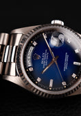 Bild in Galerie-Betrachter laden, Rolex Day-Date 36 18239 Box Blue Vignette Diamond Dial White Gold
