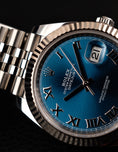 Bild in Galerie-Betrachter laden, Rolex Datejust 41 126334 Box + og. Papiere Blue Roman, First Buyer's Invoice, LC100
