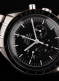 Load image into Gallery viewer, Omega Speedmaster Professional Moonwatch 31130423001005 Box + og. Papiere Serviced
