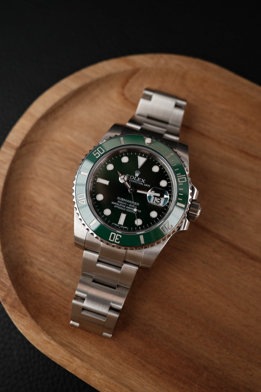 Rolex Submariner Date "Hulk" 2014 116610LV Box + og. Papiere LC EU