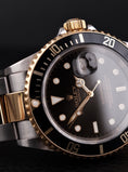 Bild in Galerie-Betrachter laden, Rolex Submariner S/G 16613 Box + og. Papiere
