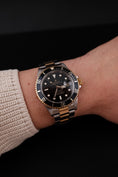 Bild in Galerie-Betrachter laden, Rolex Submariner S/G 16613 Box + og. Papiere
