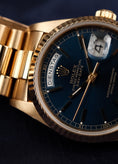 Bild in Galerie-Betrachter laden, Rolex Day-Date 36 18238  Box + og. Papiere Blue Stick Dial, LC100, First Buyer's Invoice
