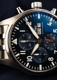 Bild in Galerie-Betrachter laden, IWC Fliegeruhr Chronograph Pilot's  IW378004 Box + og. Papiere incl. 2 IWC Straps + Clasp
