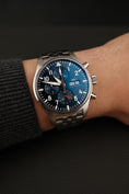 Bild in Galerie-Betrachter laden, IWC Fliegeruhr Chronograph Pilot's  IW378004 Box + og. Papiere incl. 2 IWC Straps + Clasp
