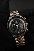 Bild in Galerie-Betrachter laden, Omega Speedmaster Reduced 35105000 Original Papiere
