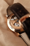 Load image into Gallery viewer, Jaeger-LeCoultre Master Tourbillon Q1562421 Box + Service Papers, Dualtime
