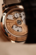 Load image into Gallery viewer, Jaeger-LeCoultre Master Tourbillon Q1562421 Box + Service Papers, Dualtime
