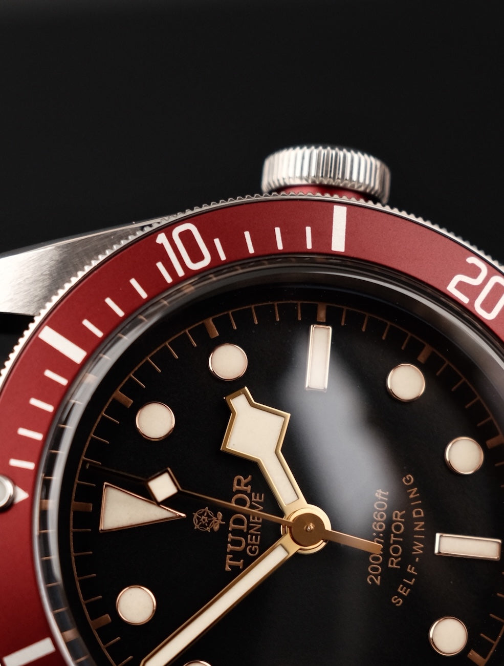 Tudor Black Bay 79220R Box + og. Papiere Burgundy, German Delivered