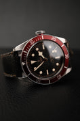 Load image into Gallery viewer, Tudor Black Bay 79220R Box + og. Papiere Burgundy, German Delivered
