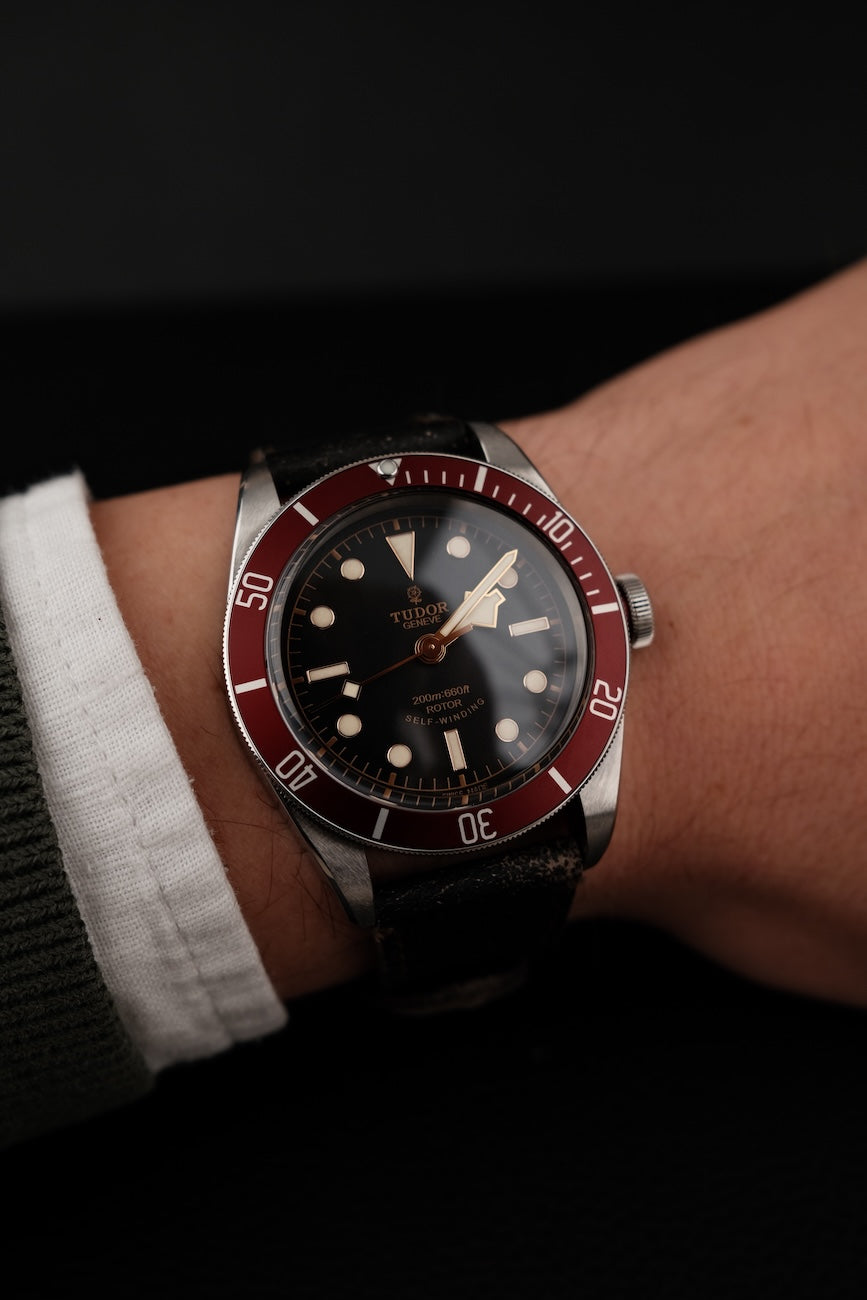 Tudor Black Bay 79220R Box + og. Papiere Burgundy, German Delivered