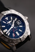 Carica l'immagine nel visualizzatore della galleria, Breitling Avenger II GMT A3239011/BC35 Original Papiere
