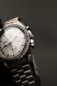 Cargar la imagen en la vista de la galería, Omega Speedmaster Moonwatch Canopus Gold 31060425002001 Box + og. Papiere German Delivered, First Buyer's Invoice
