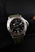 Load image into Gallery viewer, Panerai Luminor Submersible PAM00024 Box + og. Papiere D-Series, German Delivered
