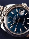 Bild in Galerie-Betrachter laden, Rolex Datejust 41 126334  Box + og. Papiere Blue Stick Dial New Stickered 2024
