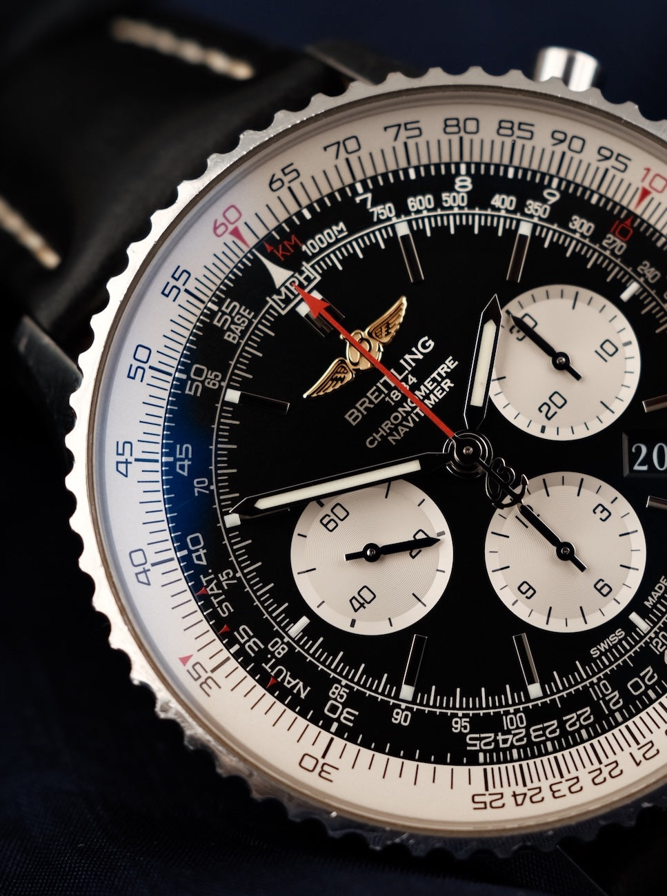 Breitling Navitimer 01 46 AB012721/BD09 Box + og. Papiere Black Dial, First Buyer's Invoice, German Delivered