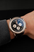 Bild in Galerie-Betrachter laden, Breitling Navitimer 01 46 AB012721/BD09 Box + og. Papiere Black Dial, First Buyer's Invoice, German Delivered
