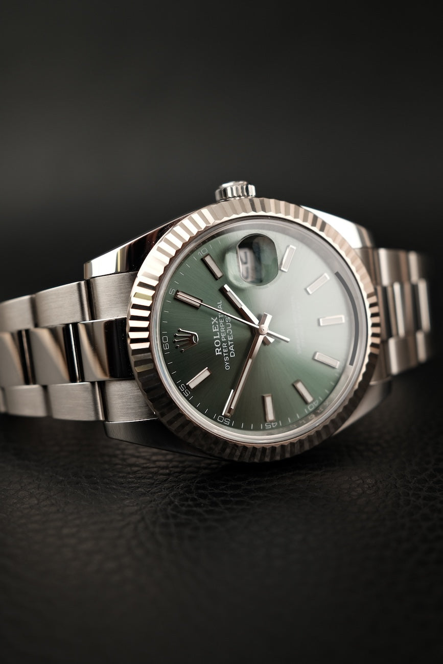 Rolex Datejust 41 Mintgreen 126334 Box + og. Papiere Oyster