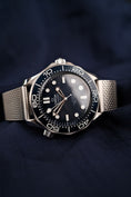 Bild in Galerie-Betrachter laden, Omega Seamaster Diver 300 M 21030422003002 Box + og. Papiere James Bond 60th Anniversary Special Edition, New, German Delivered, Partly Stickered
