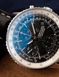 Bild in Galerie-Betrachter laden, Breitling Navitimer 41 A13324 Box + og. Papiere
