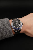 Bild in Galerie-Betrachter laden, Rolex GMT-Master II "Batman" 116710BLNR Box + og. Papiere LC 100 German Delivered
