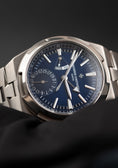 Bild in Galerie-Betrachter laden, Vacheron Constantin Overseas Dual Time  7900V  Box + og. Papiere
