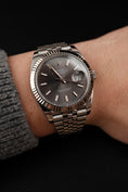 Bild in Galerie-Betrachter laden, Rolex Datejust 41  126334 Box + og. Papiere Grey Rhodium Dial Jubilee Bracelet
