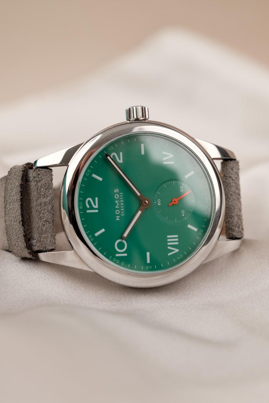 Nomos Club Campus Electric Green 715 Box + og. Papiere