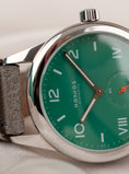 Bild in Galerie-Betrachter laden, Nomos Club Campus Electric Green 715 Box + og. Papiere
