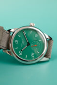 Bild in Galerie-Betrachter laden, Nomos Club Campus Electric Green 715 Box + og. Papiere
