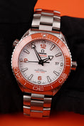 Bild in Galerie-Betrachter laden, Omega Seamaster Planet Ocean 600M 21530442104001 Box + og. Papiere Orange, German Delivered
