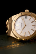 Bild in Galerie-Betrachter laden, Audemars Piguet Royal Oak Jumbo 15202BA Box + og. Papiere 125th Anniversary Edition 2000 Collector´s Set First Edition
