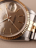 Load image into Gallery viewer, Rolex Datejust 36 16013 Box + og. Papiere S/G, Houndstooth Dial, LC100
